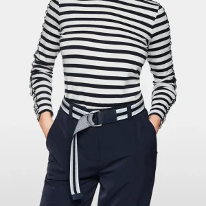 Chandail à rayures maritimes